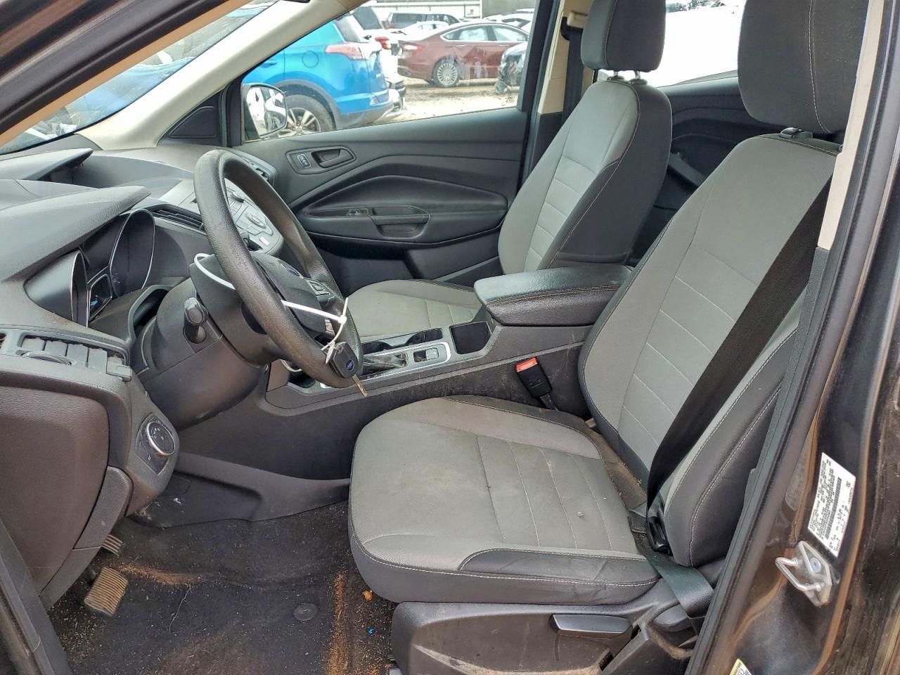 2017 Ford Escape S - Фото 7