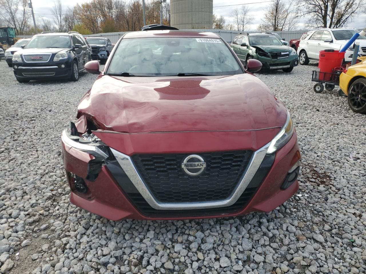 2019 Nissan Altima Sv - Image 5