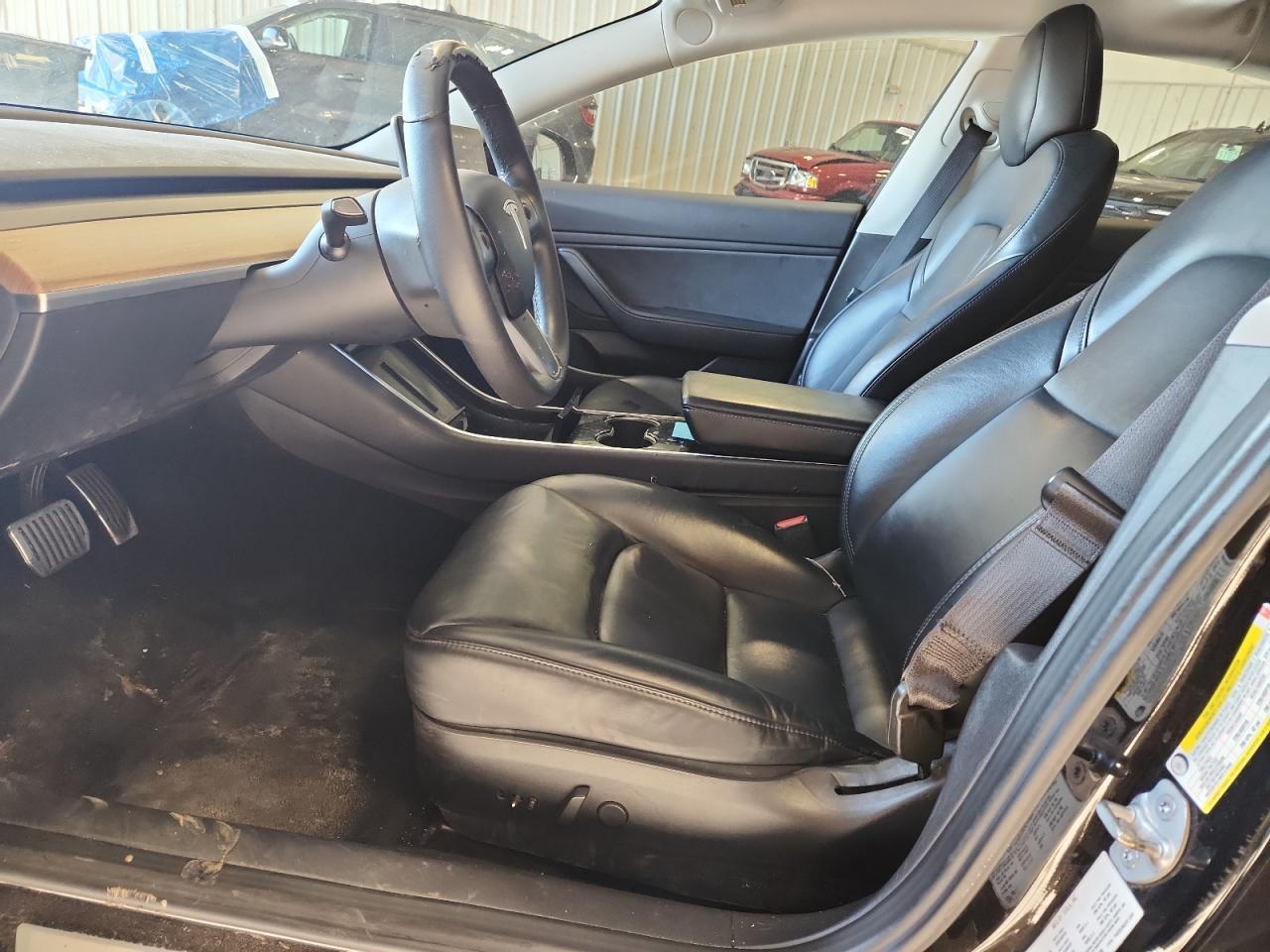 2019 Tesla Model 3 - Фото 7