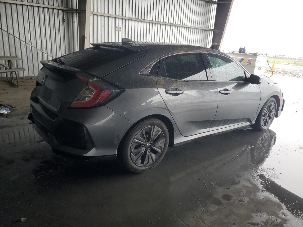 2018 Honda Civic Ex - Image 3