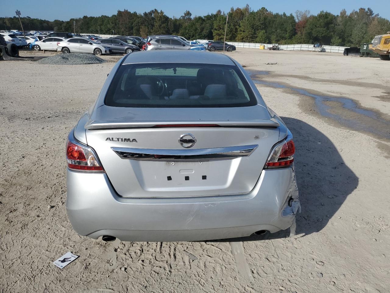 2015 Nissan Altima 2.5 - Фото 6