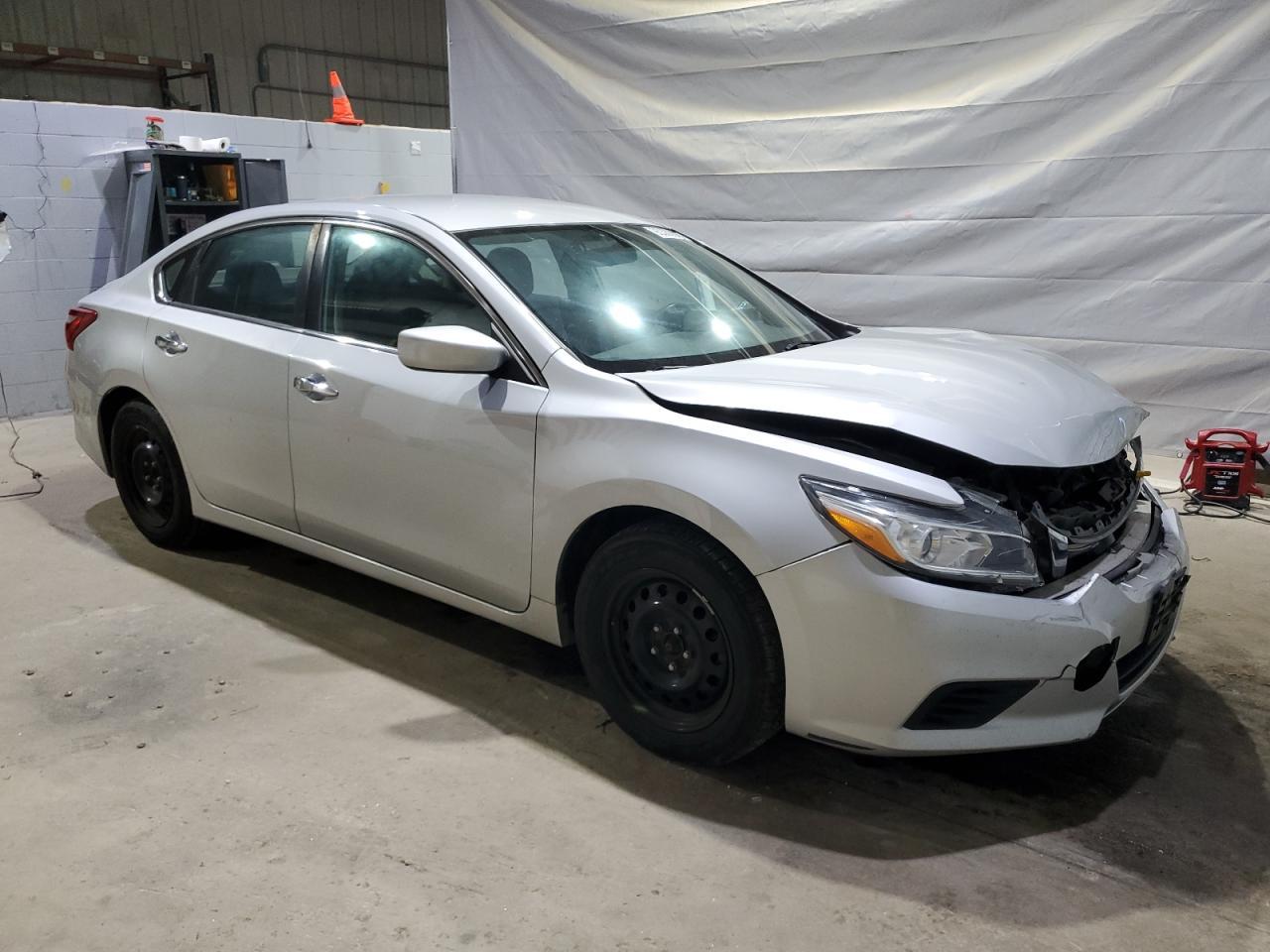 2017 Niss Altima 2.5 S - Image 4