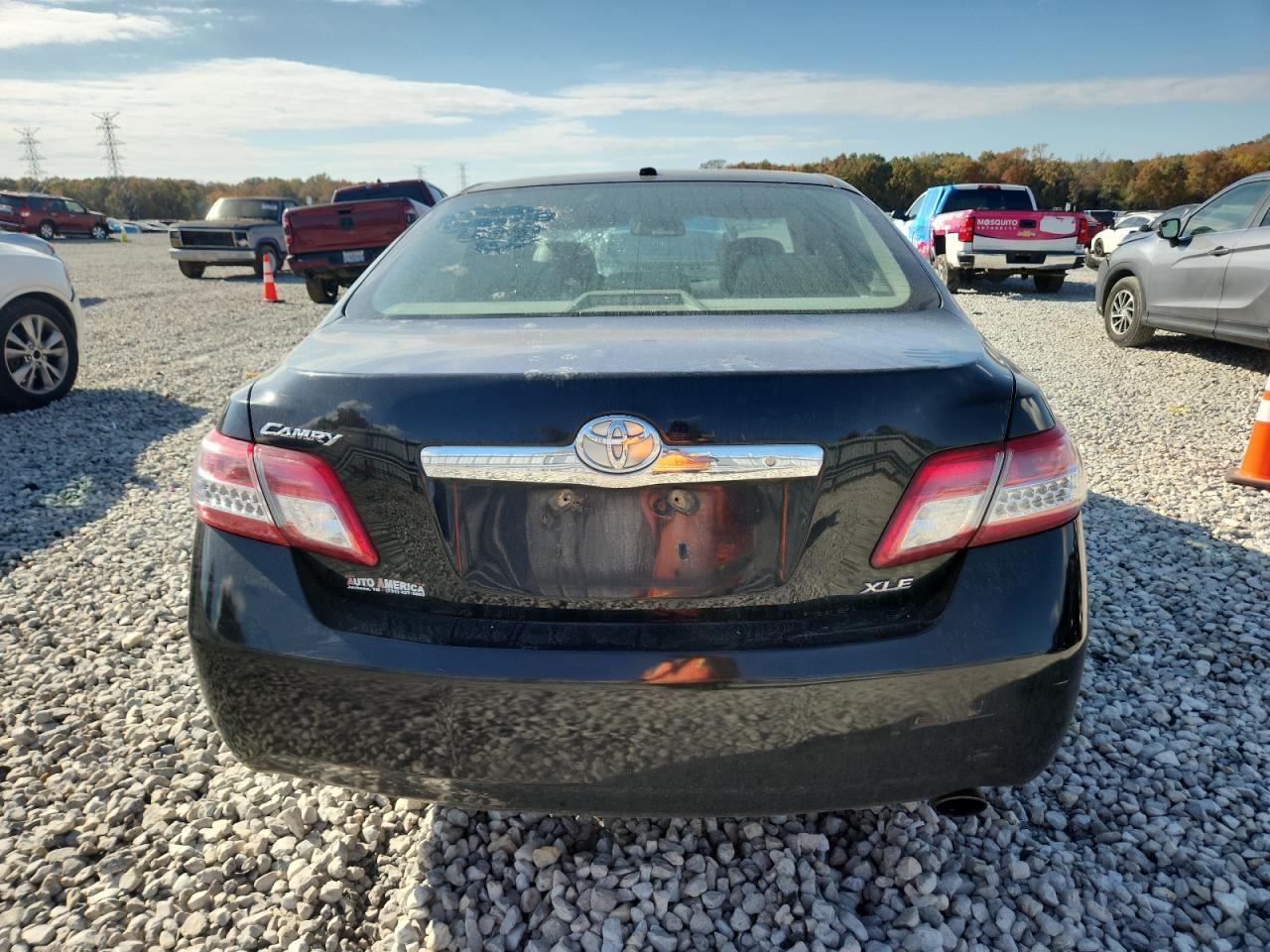 2011 Toyota Camry Base - Фото 6