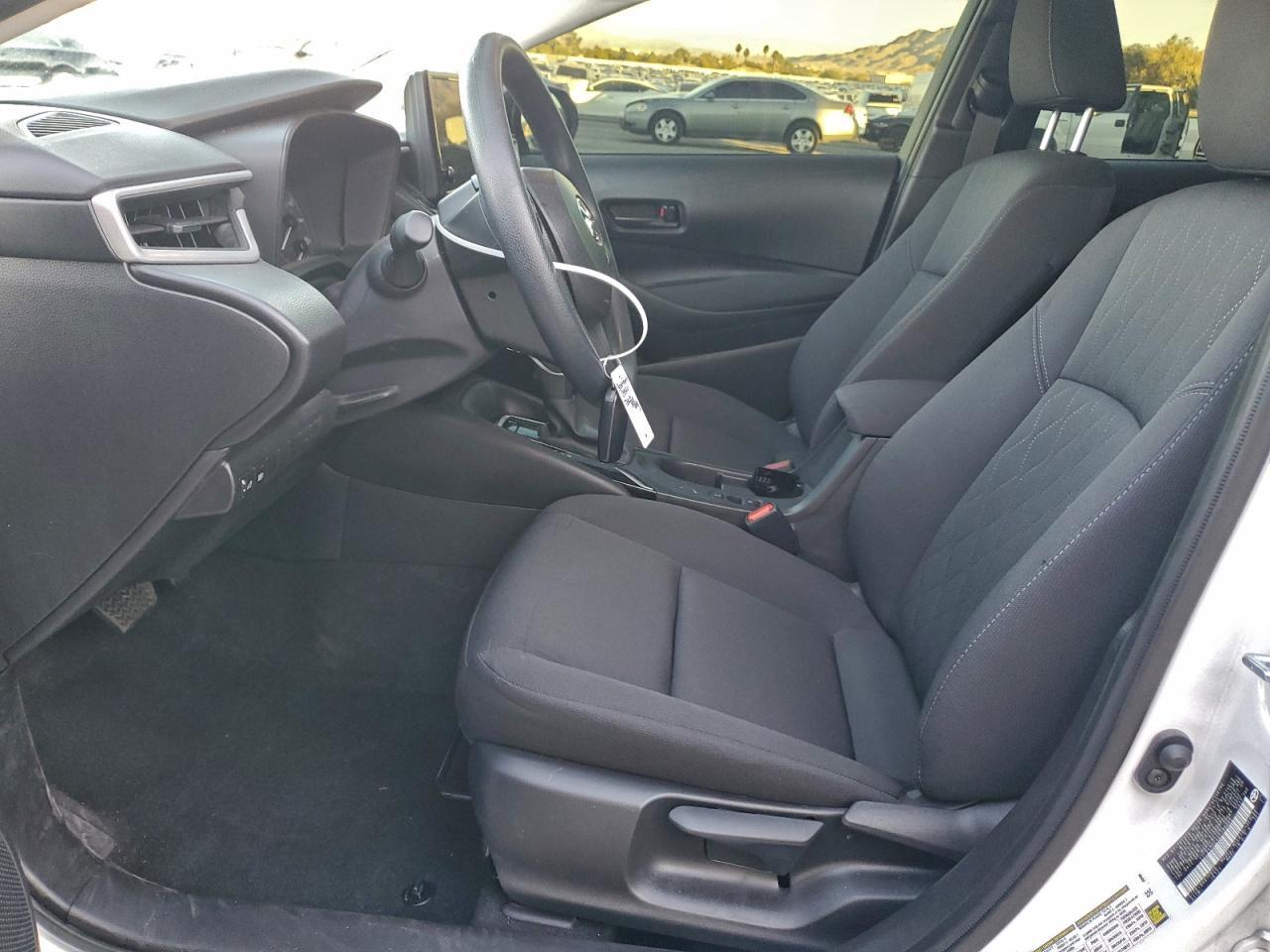 2025 Toyota Corolla Le - Image 7