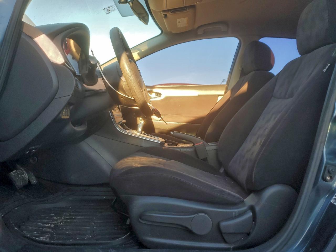 2013 Nissan Sentra S - Фото 7