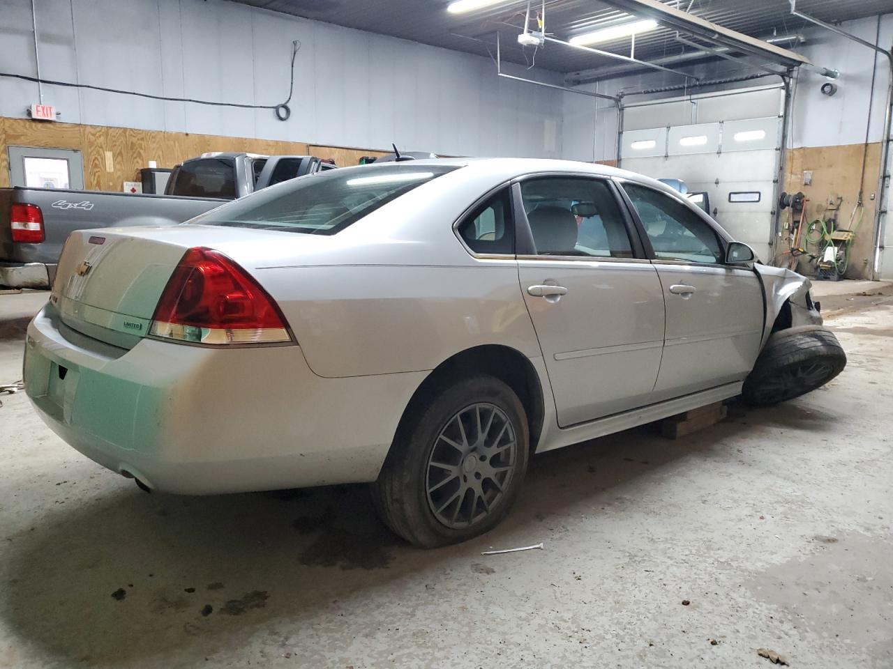 2015 Chevrolet Impala Limited Lt - Image 3