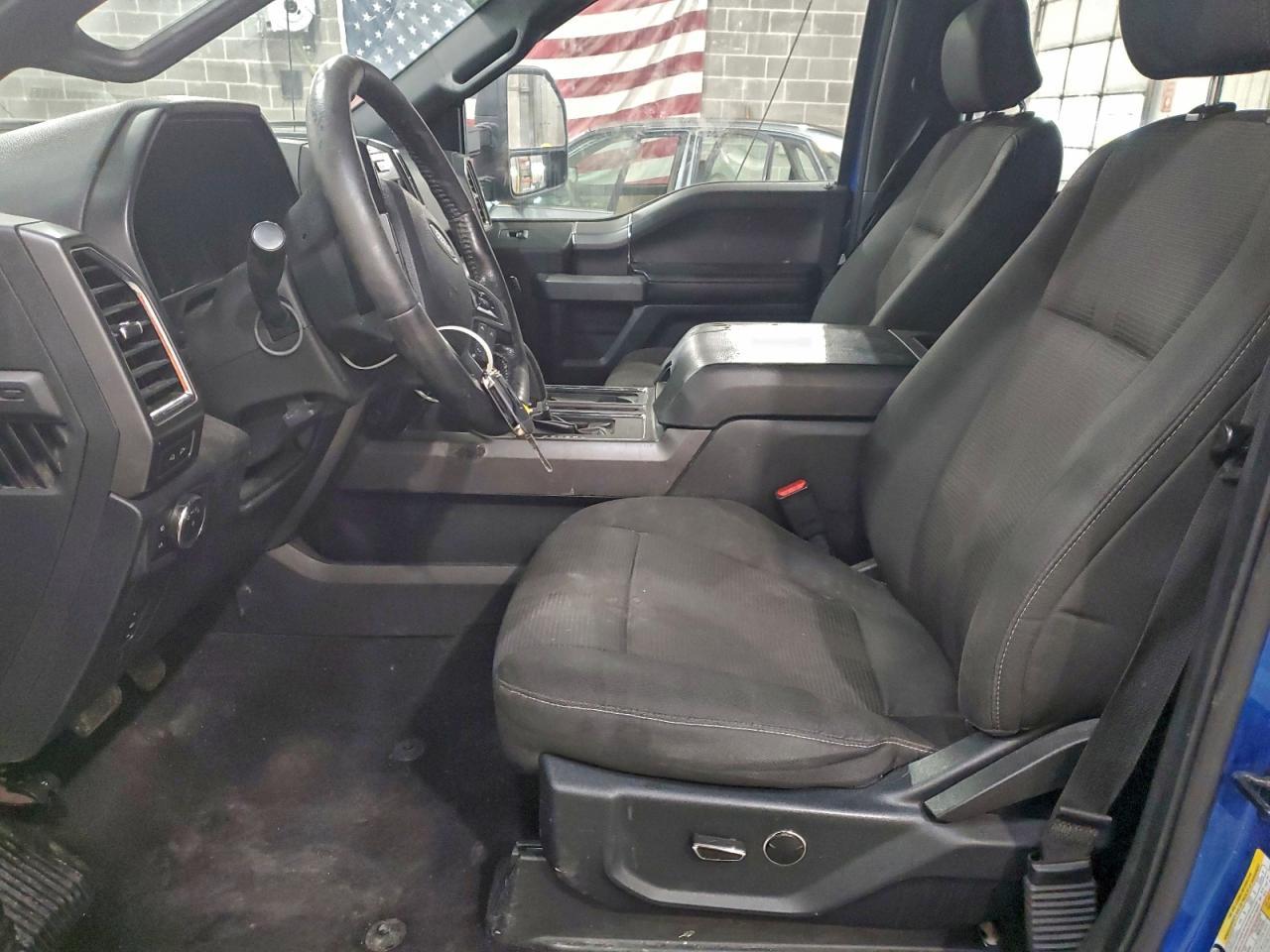 2015 Ford F150 Supercrew - Фото 7