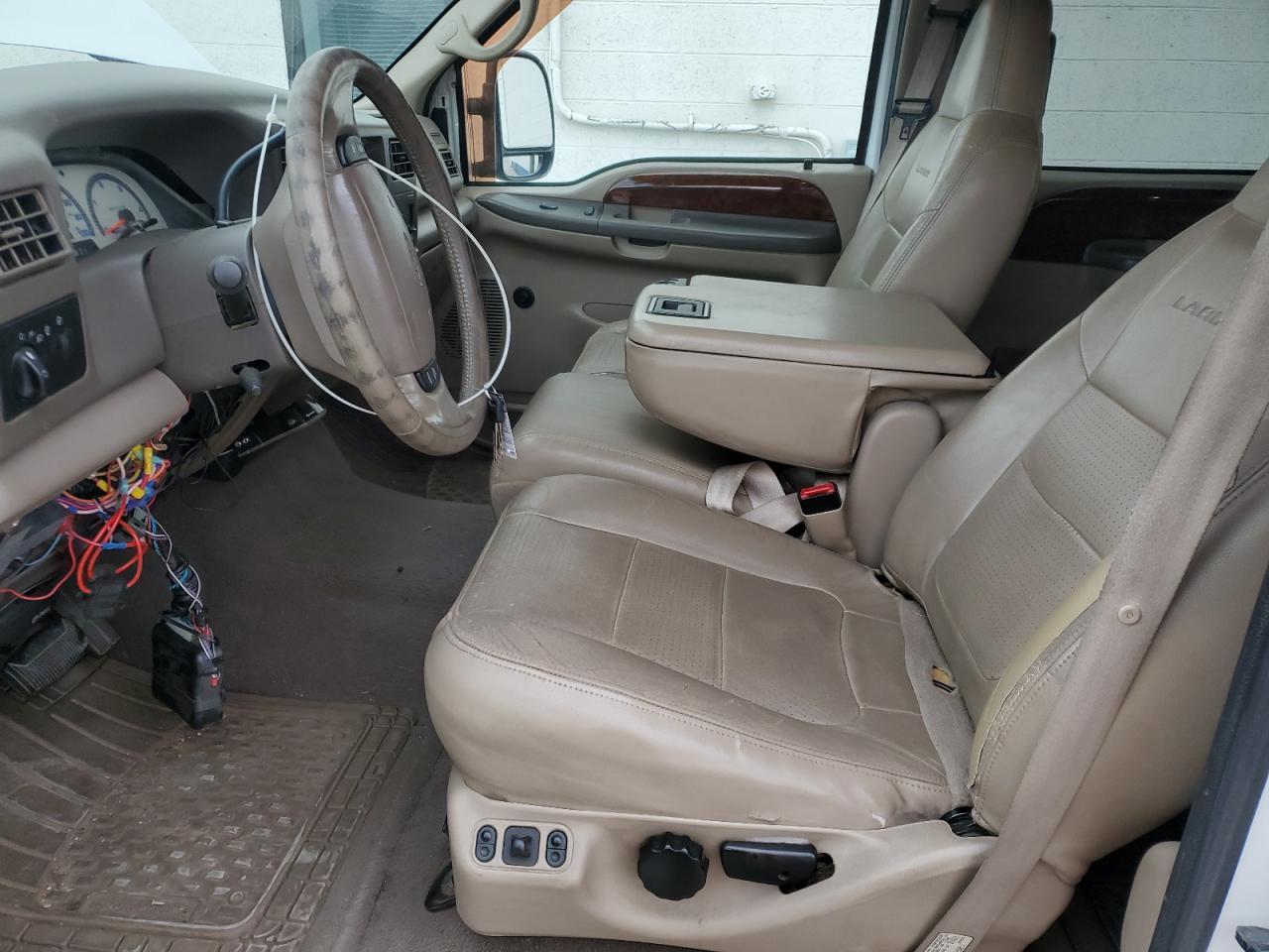 2001 Ford F250 Super Duty - Image 7