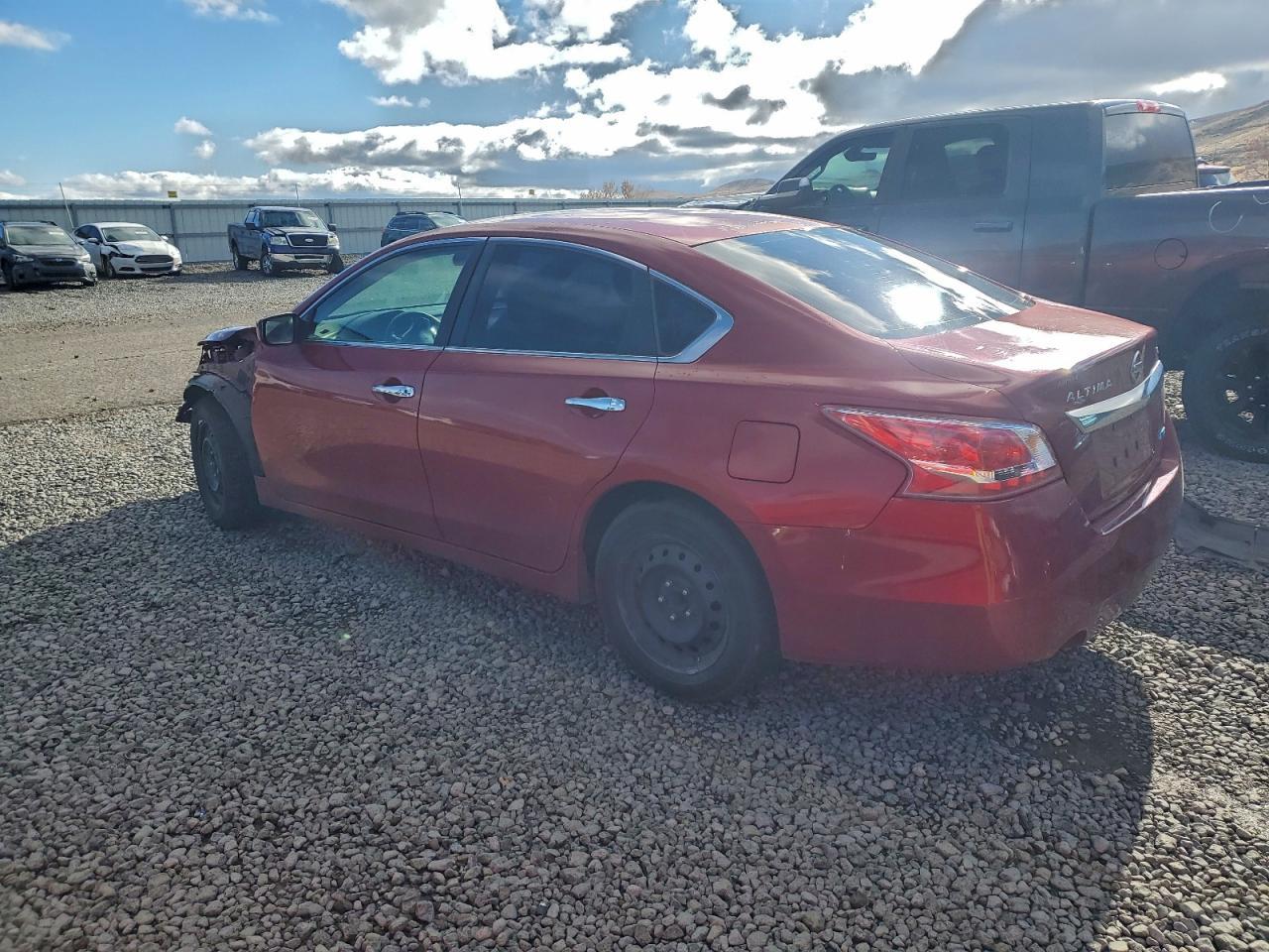 2013 Nissan Altima 2.5 - Фото 2