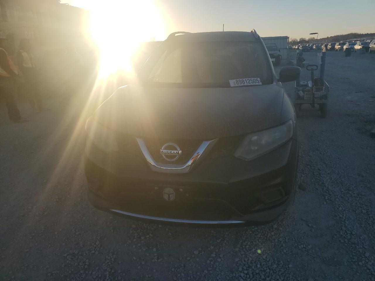2016 Nissan Rogue S - Фото 5