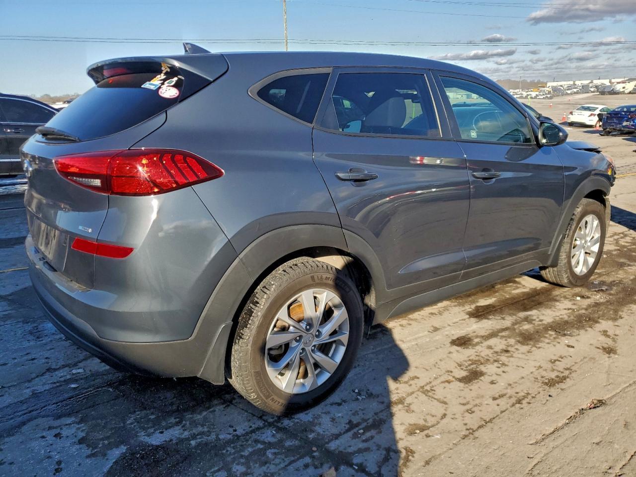 2019 Hyundai Tucson Se - Image 3