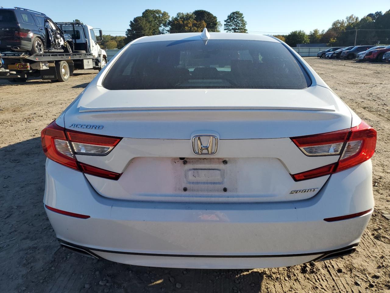 2020 Honda Accord Sport - Image 6