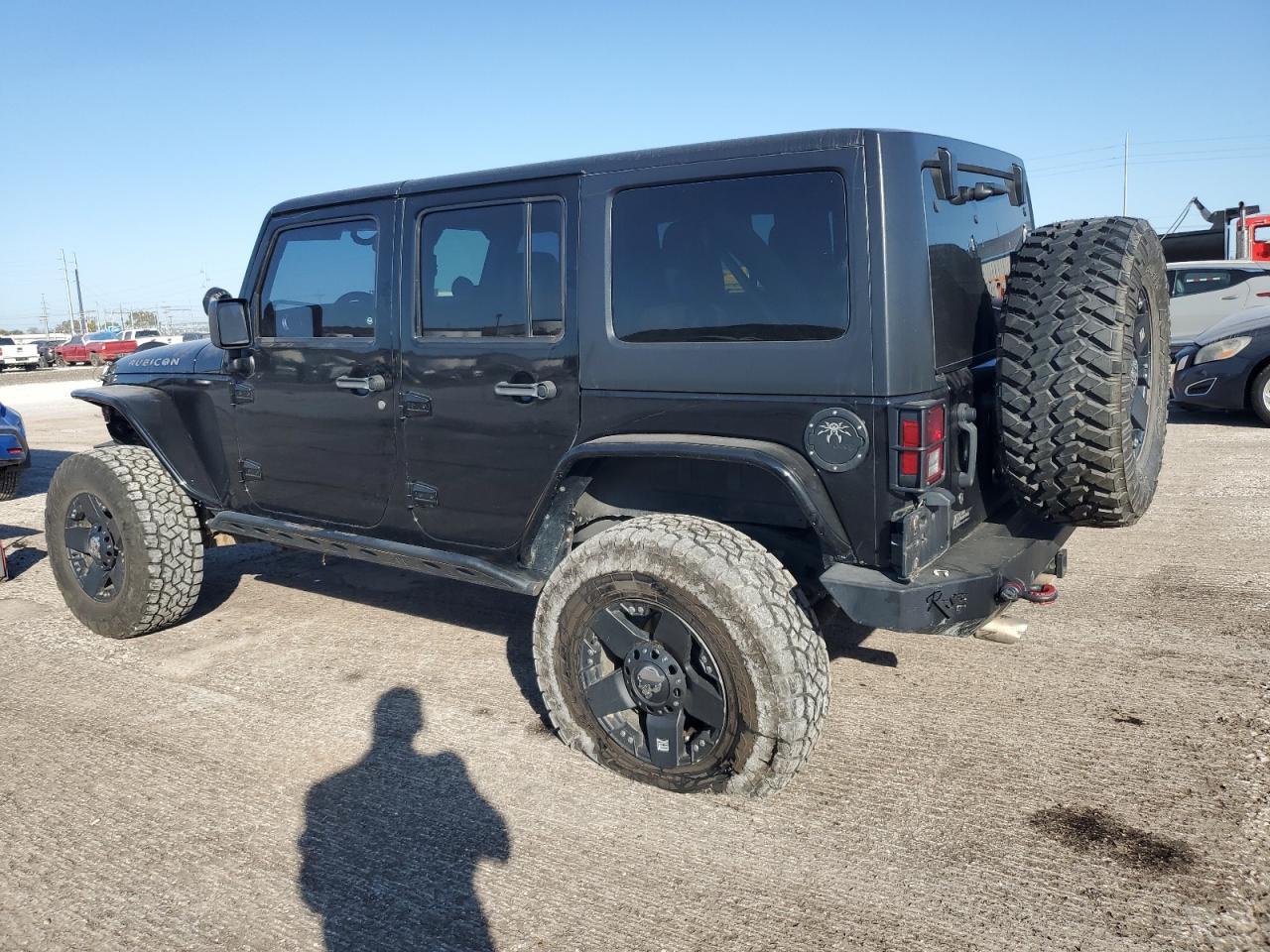 2011 Jeep Wrangler Unlimited Rubicon - Image 2