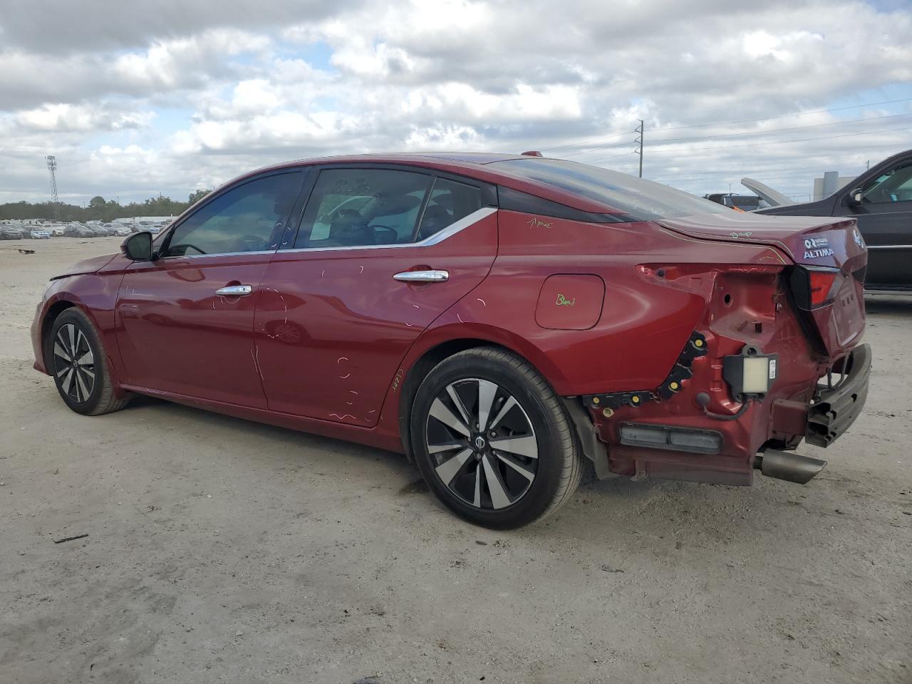 2019 Nissan Altima Sv - Фото 2