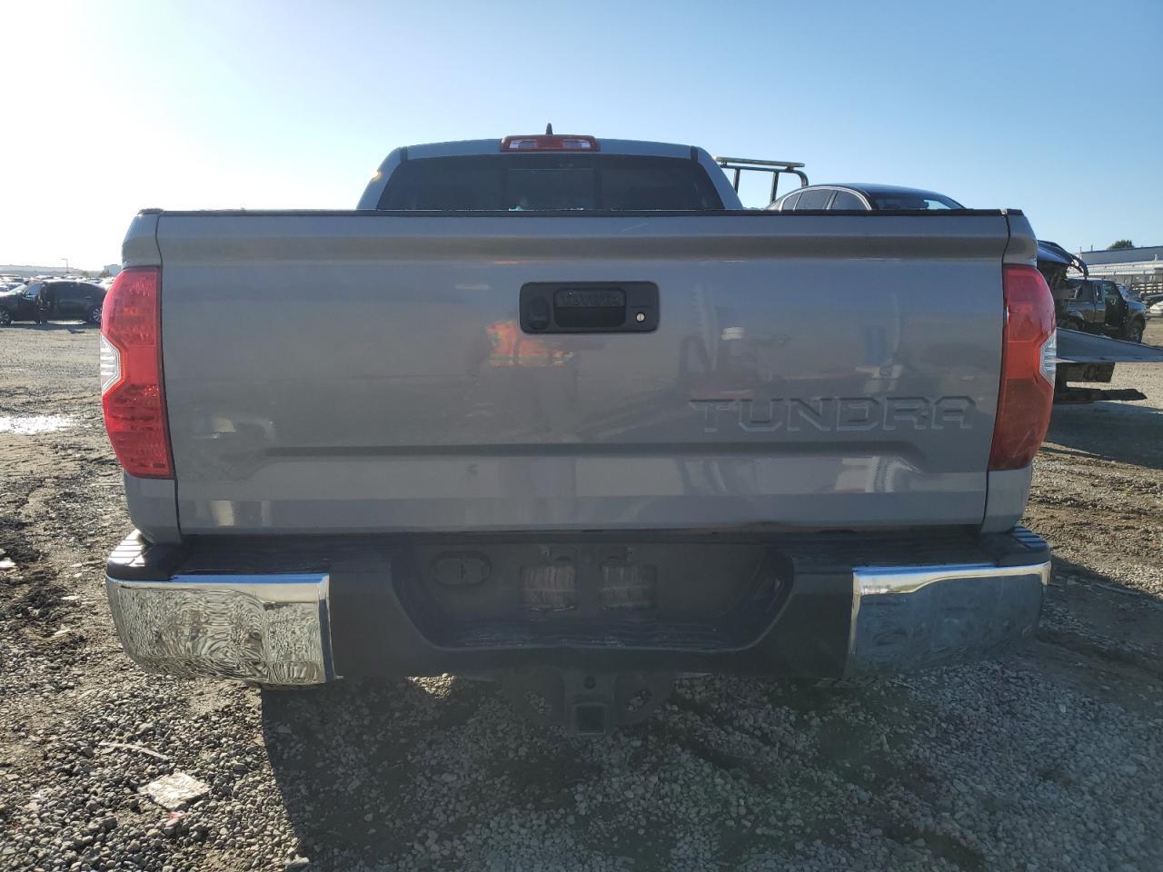 2020 Toyota Tundra Double Cab Sr - Фото 6