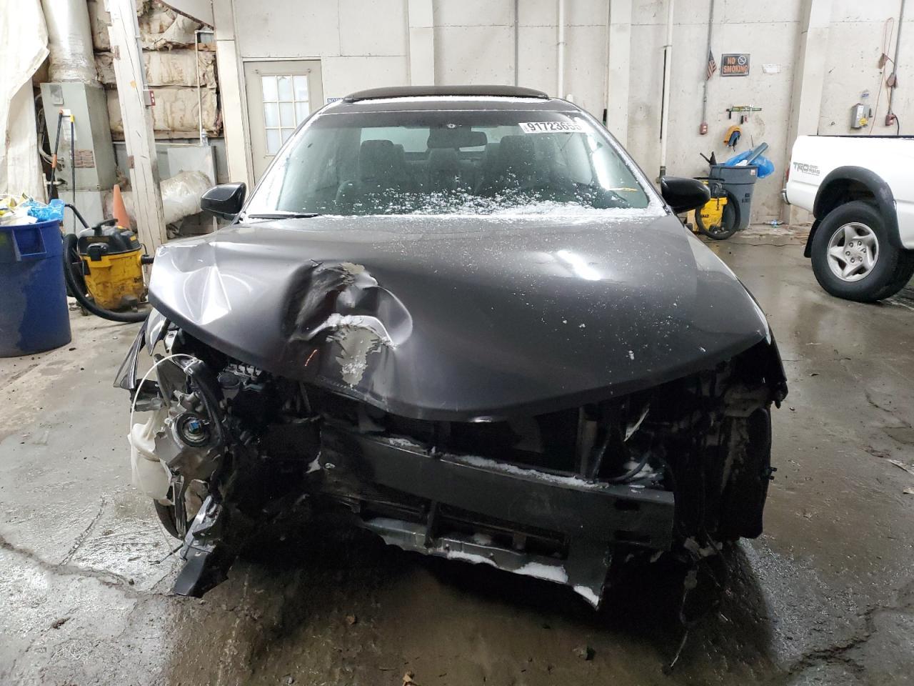 2014 Toyota Camry L - Image 5
