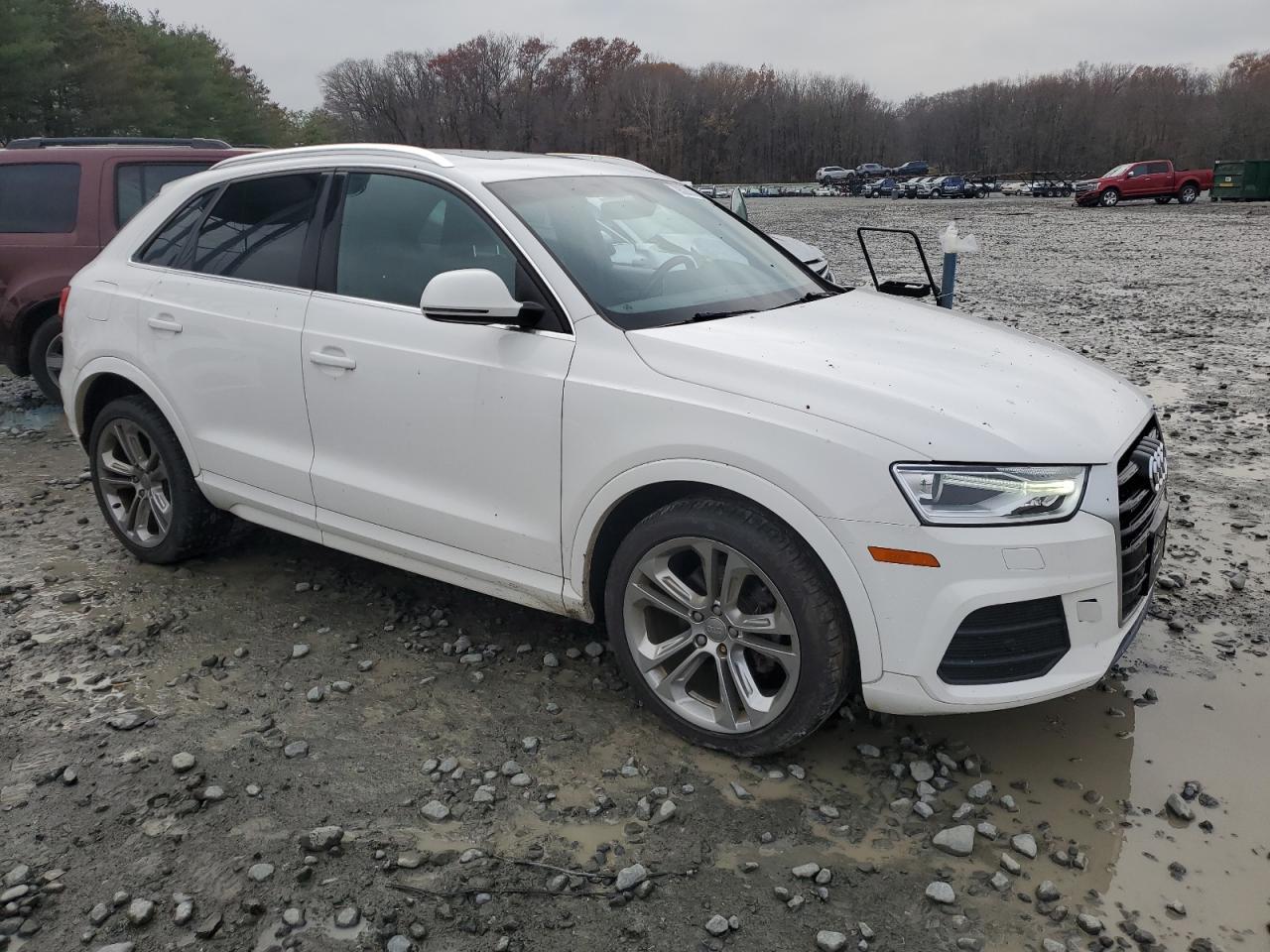 2017 Audi Q3 Premium Plus - Image 4