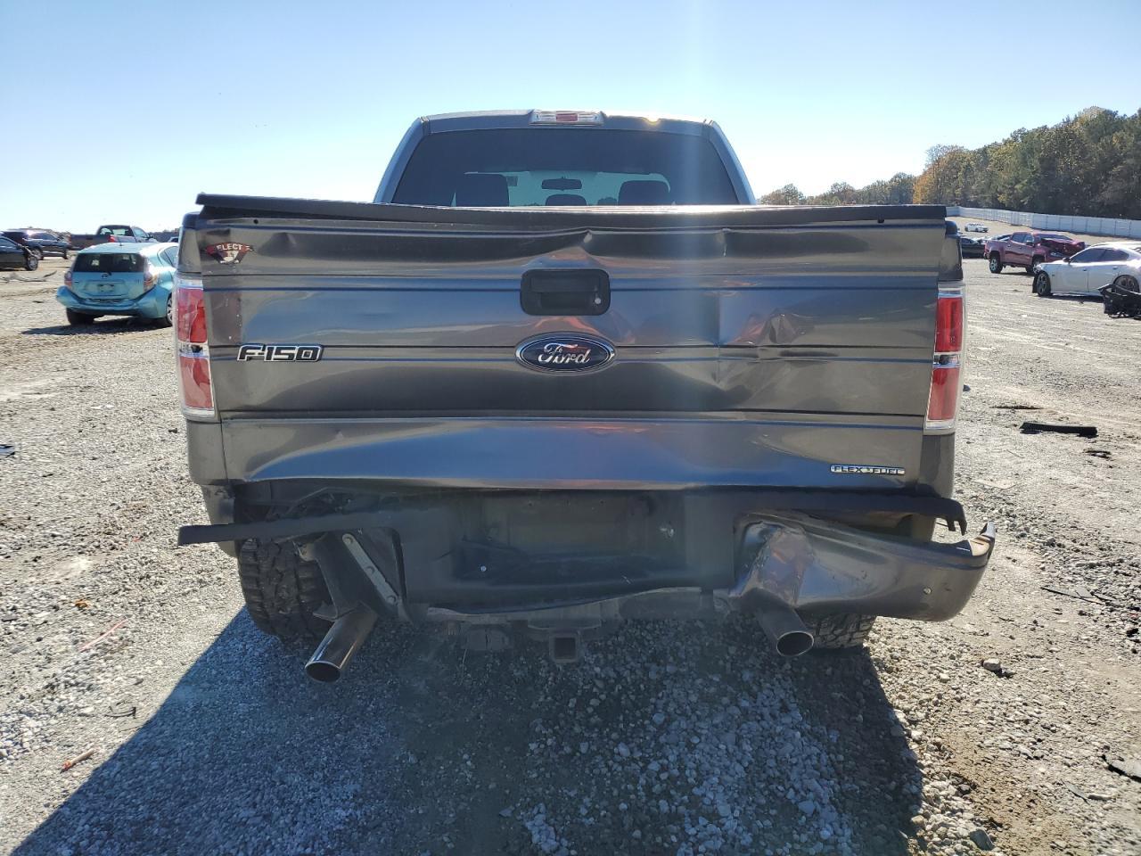 2014 Ford F150 Super Cab - Фото 6