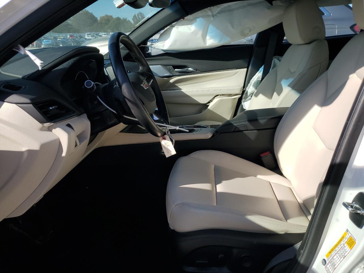 2023 Cadillac Ct4 Luxury - Image 7