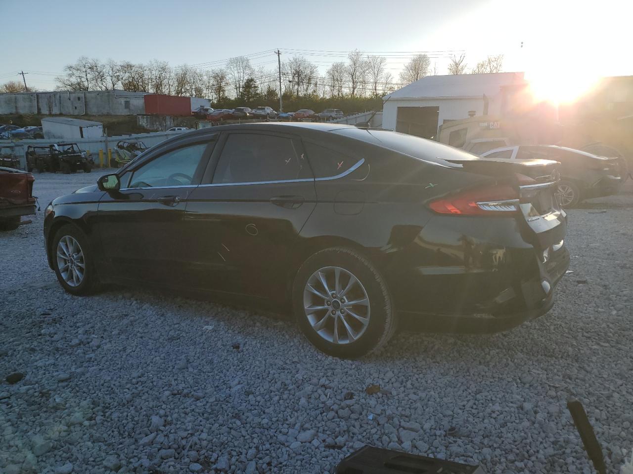 2017 Ford Fusion Se - Фото 2