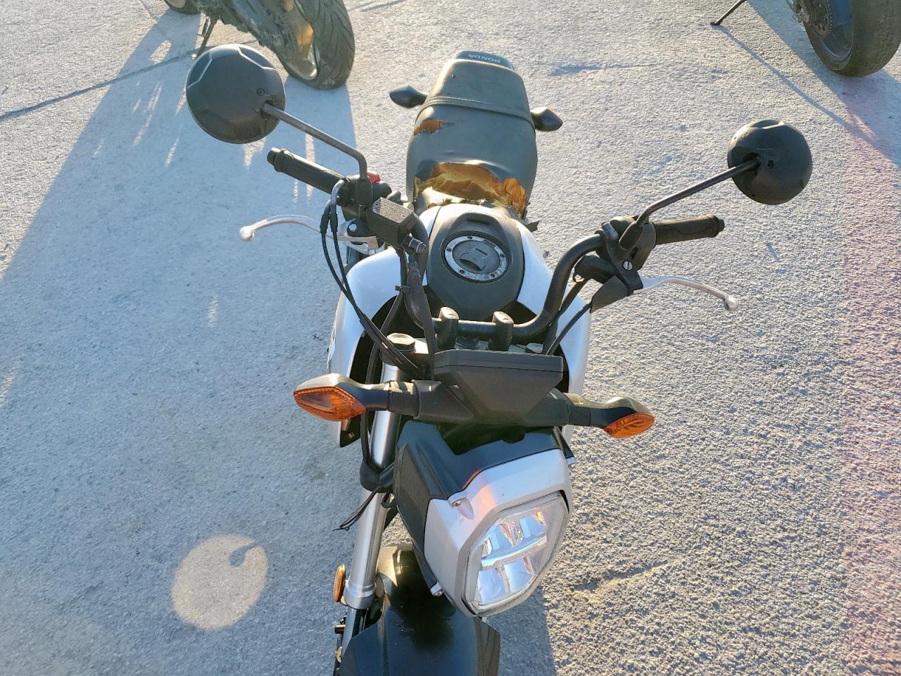 2023 Honda Grom 125 - Image 5