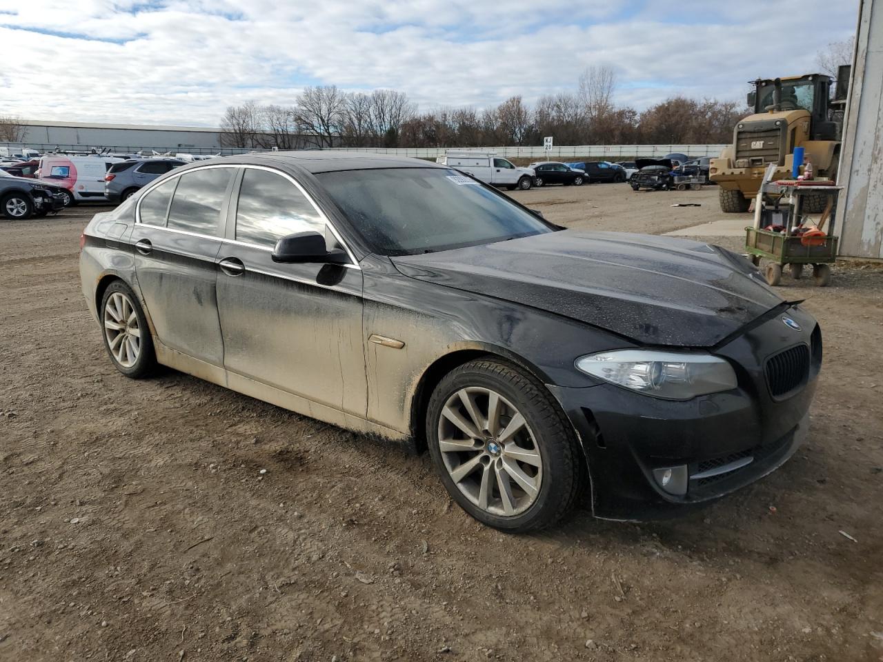 2013 BMW 528 Xi - Image 4