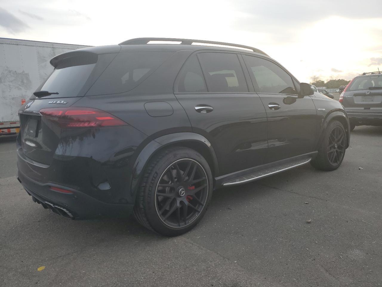2025 Mercedes-Benz Gle 63 S 4Matic Amg - Фото 3