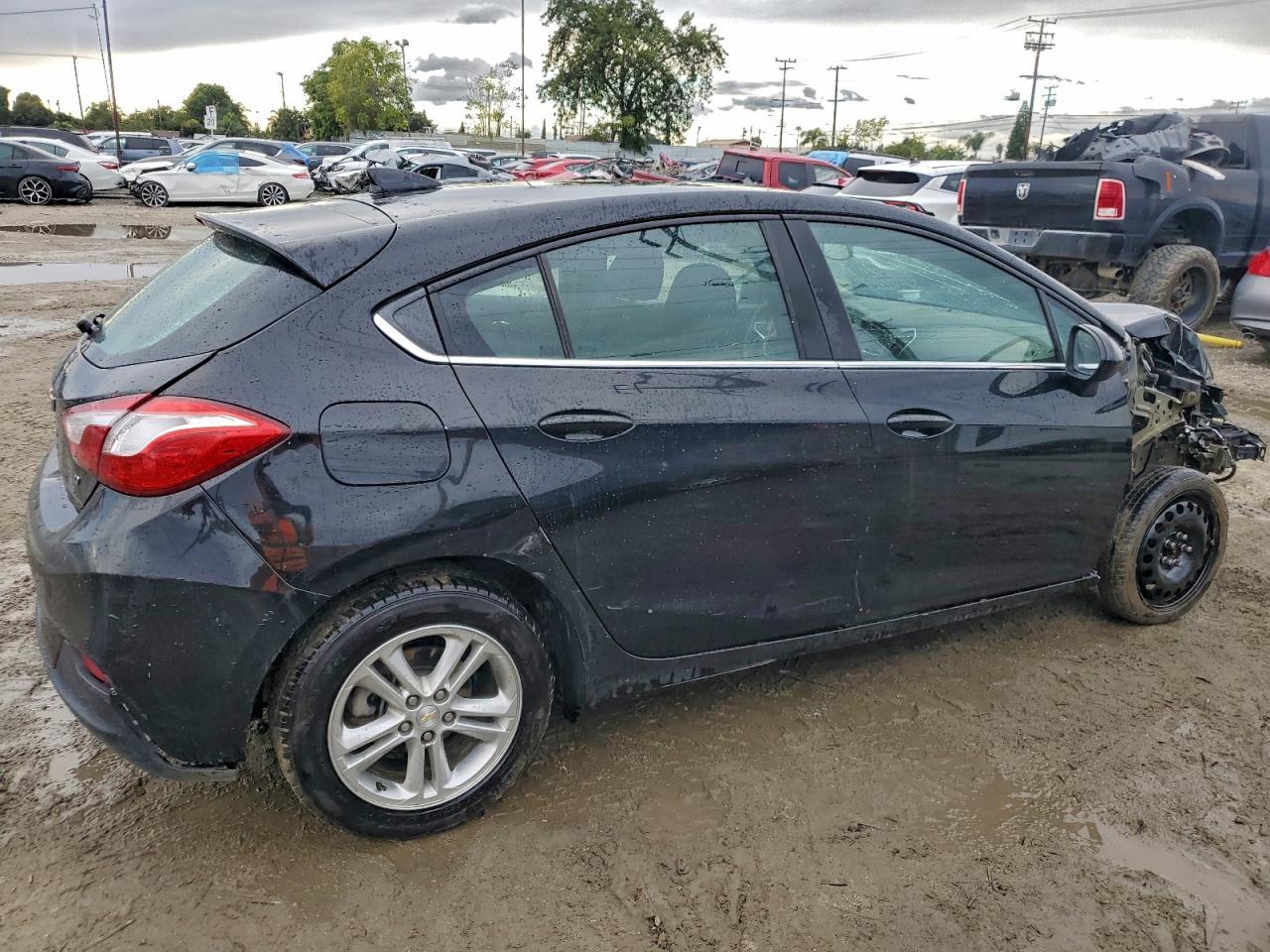 2017 Chevrolet Cruze Lt - Image 3
