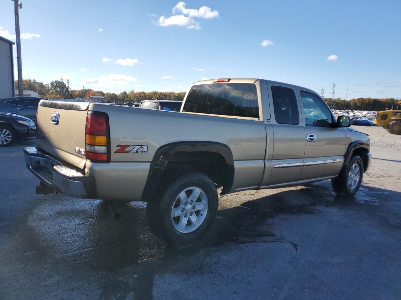 2005 GMC New Sierra K1500 - Фото 3