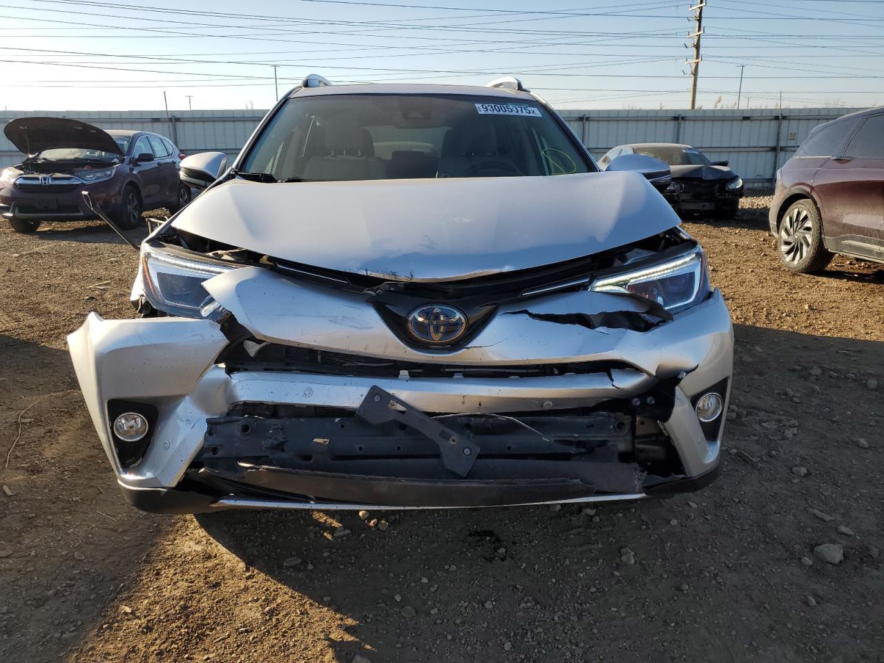 2016 Toyota Rav4 Hv Limited - Фото 5