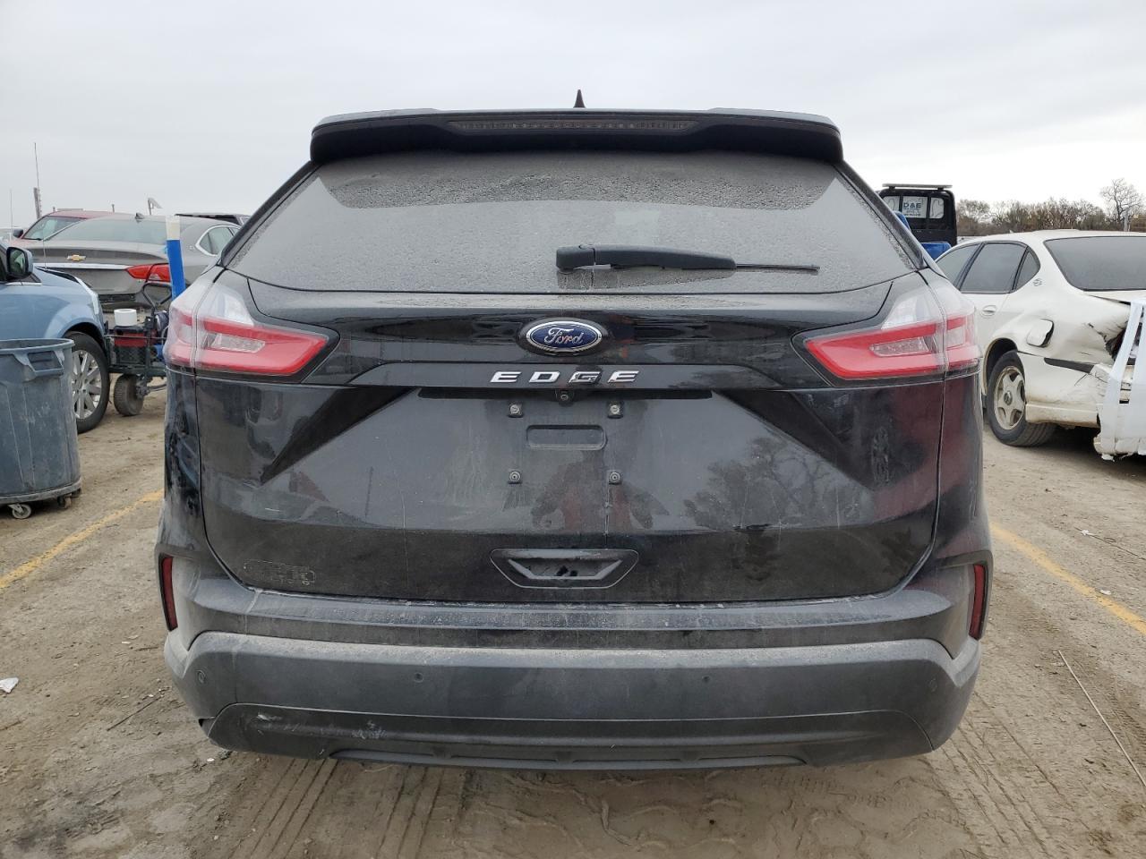 2021 Ford Edge Se - Фото 6