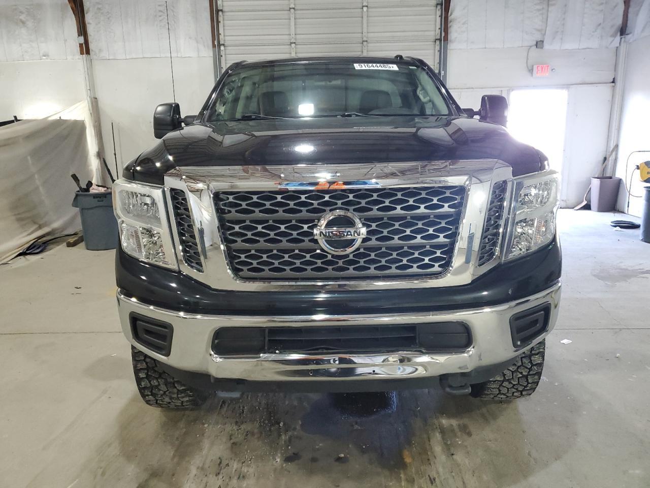 2017 Nissan Titan Xd S - Image 5