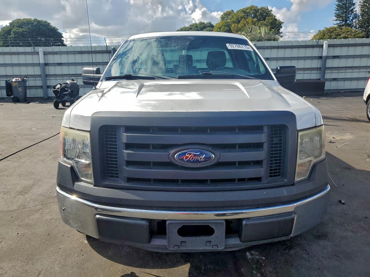 2012 Ford F150 - Фото 5