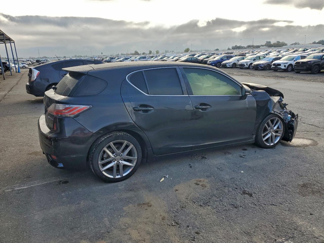 2017 Lexus Ct 200 - Image 3