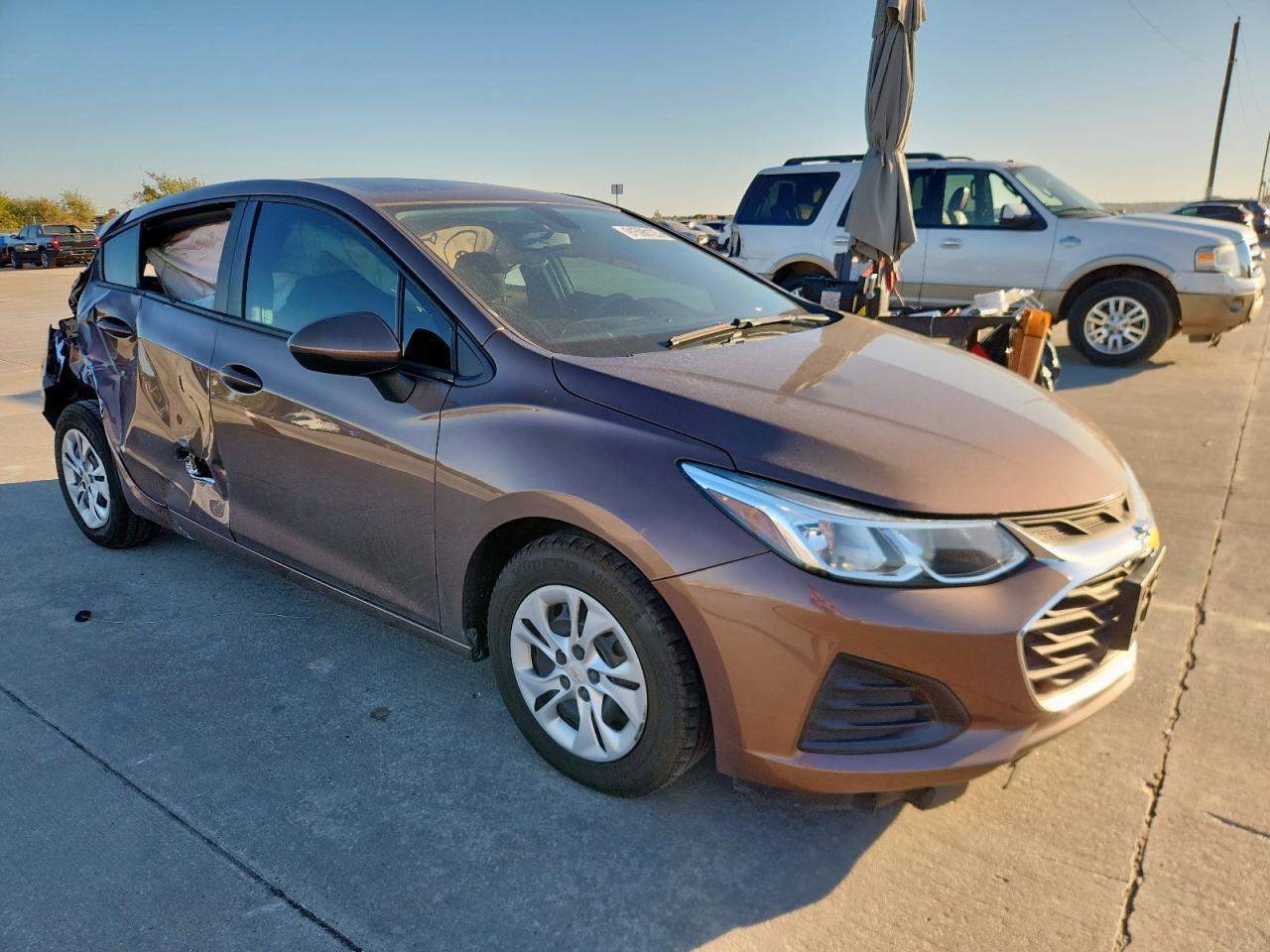 2019 Chevrolet Cruze Ls - Фото 4