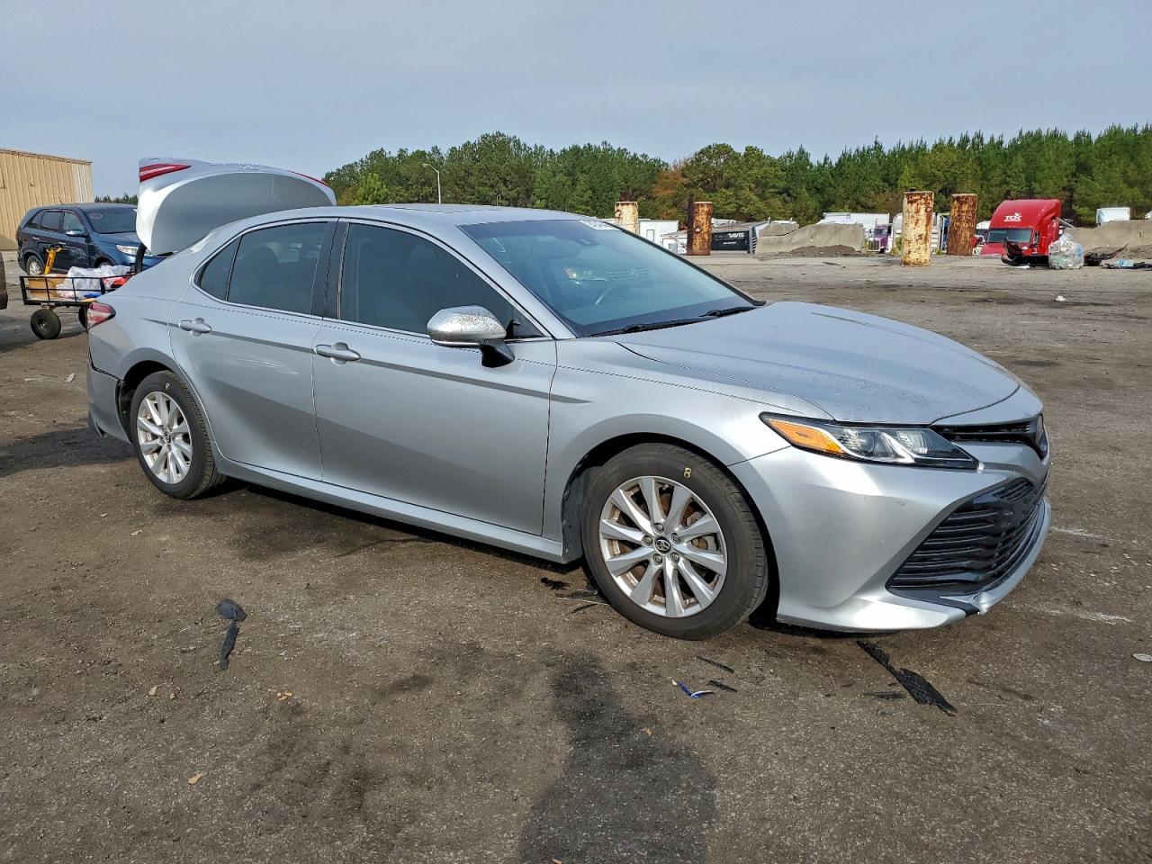 2018 Toyota Camry L - Image 4
