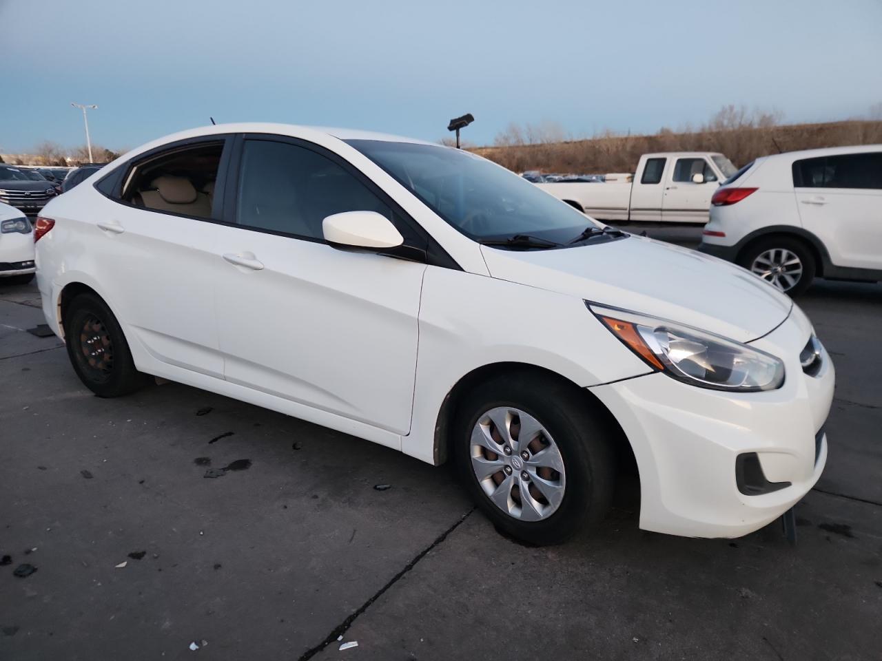 2015 Hyundai Accent Gls - Фото 4
