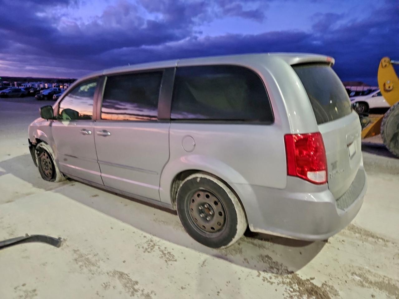 2014 Dodge Grand Caravan Se - Image 2