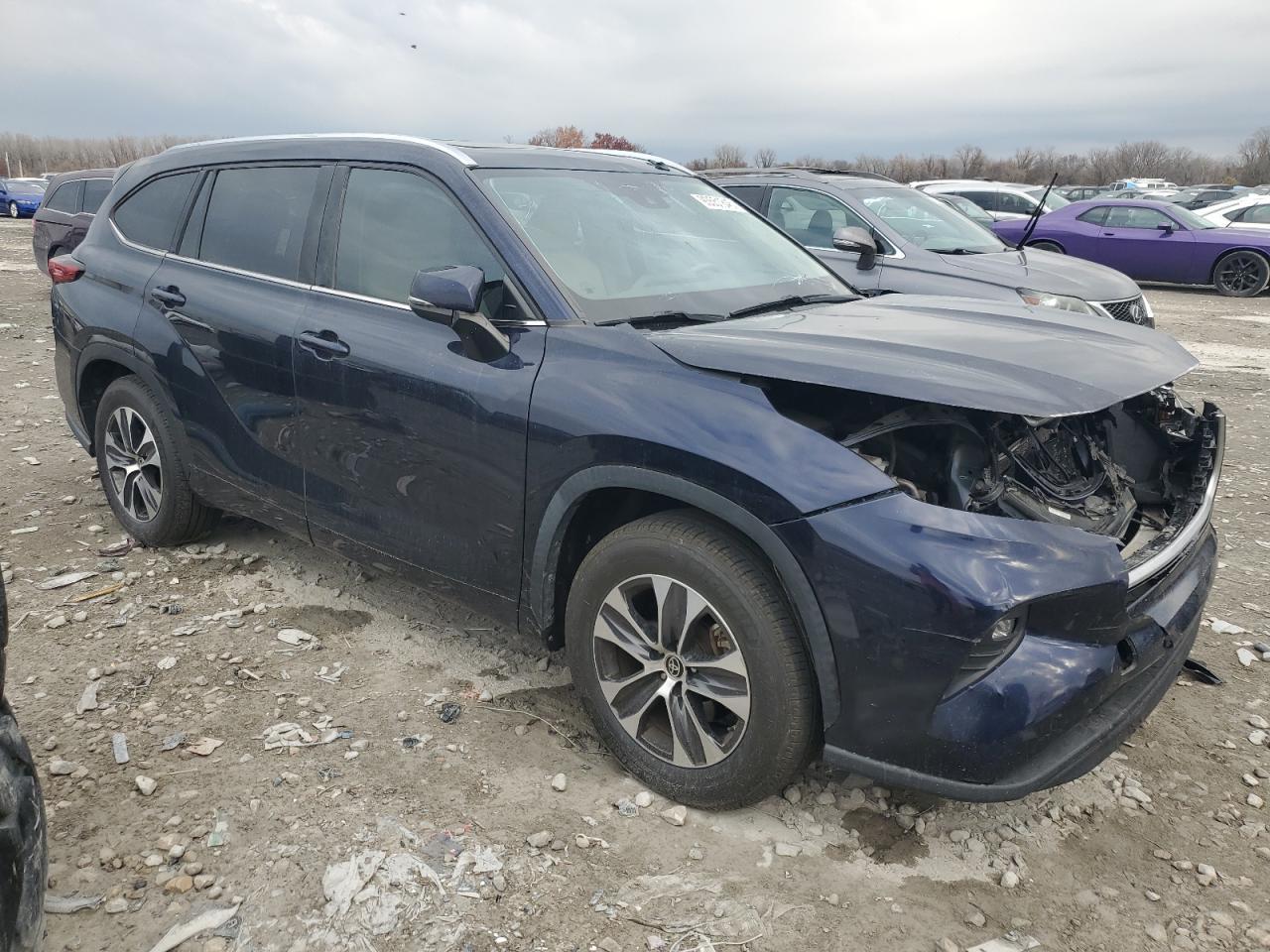 2021 Toyota Highlander Xle - Фото 4