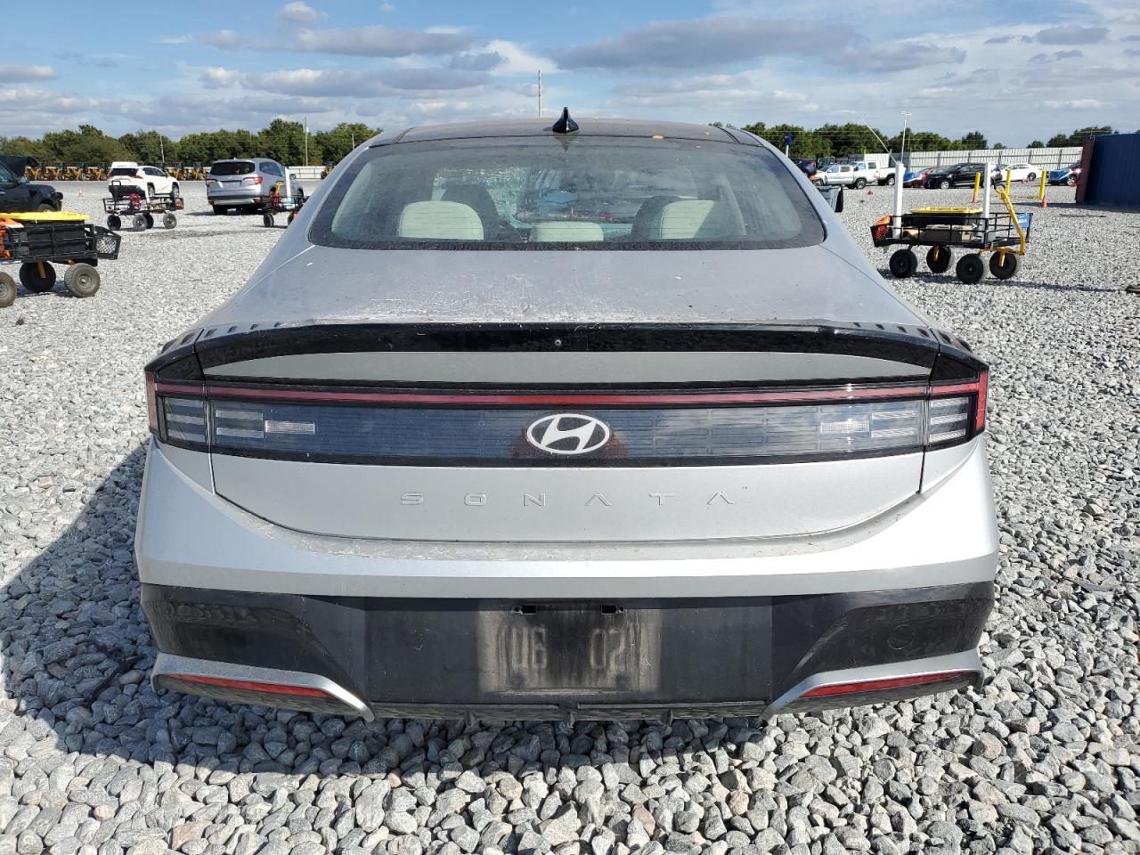 2024 Hyundai Sonata Sel - Image 6