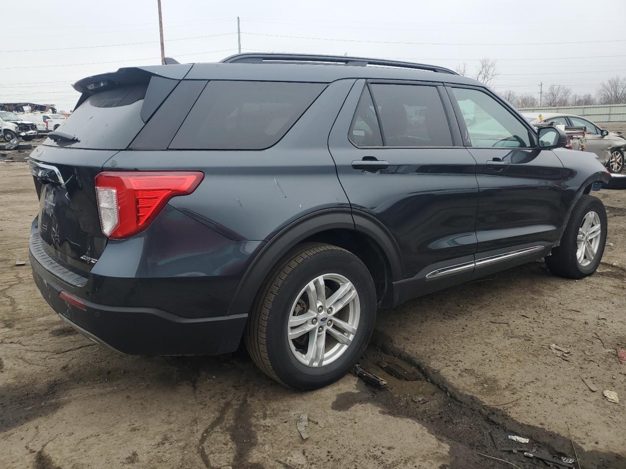 2022 Ford Explorer Xlt - Фото 3