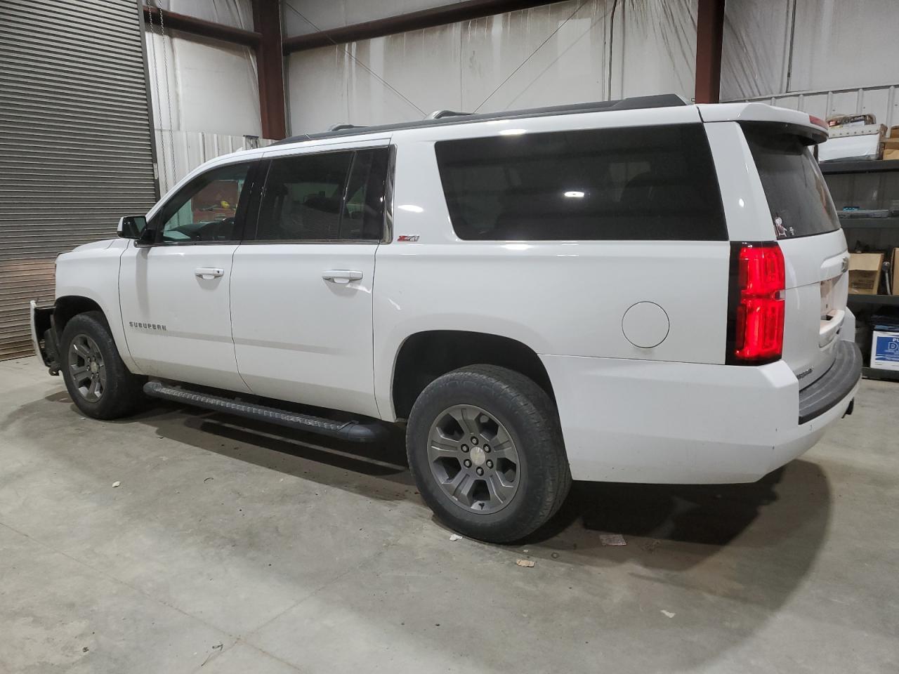 2019 Chevrolet Suburban K1500 Lt - Фото 2