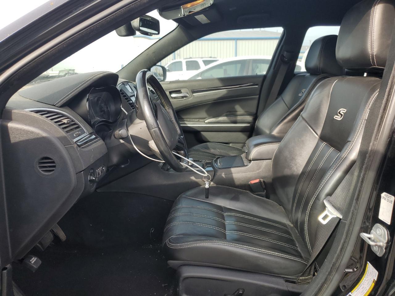 2019 Chrysler 300 S - Image 7