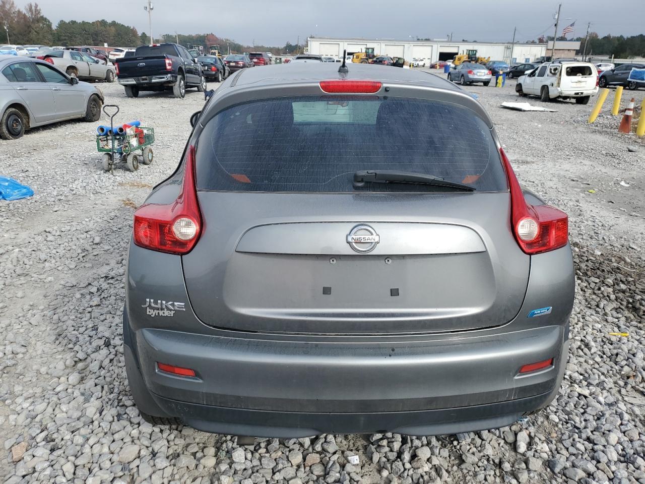 2013 Nissan Juke S - Image 6