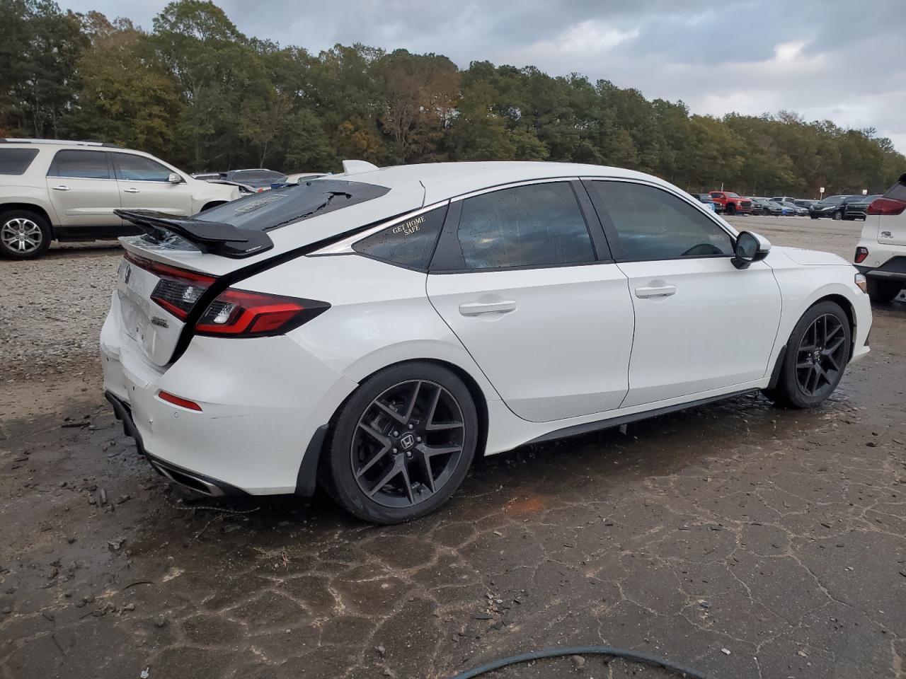 2024 Honda Civic Sport Touring - Image 3