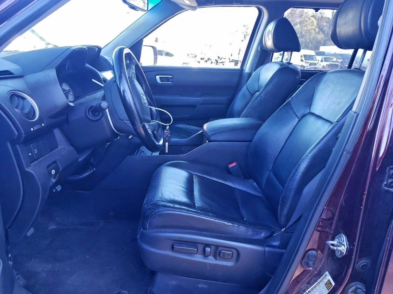 2010 Honda Pilot Touring - Image 7