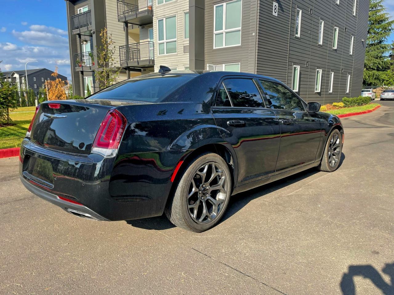 2018 Chrysler 300 S - Фото 4