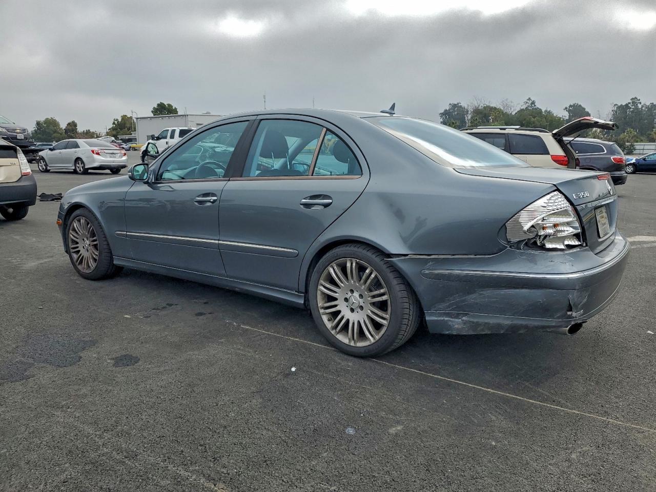 2008 Mercedes-Benz E 350 - Image 2