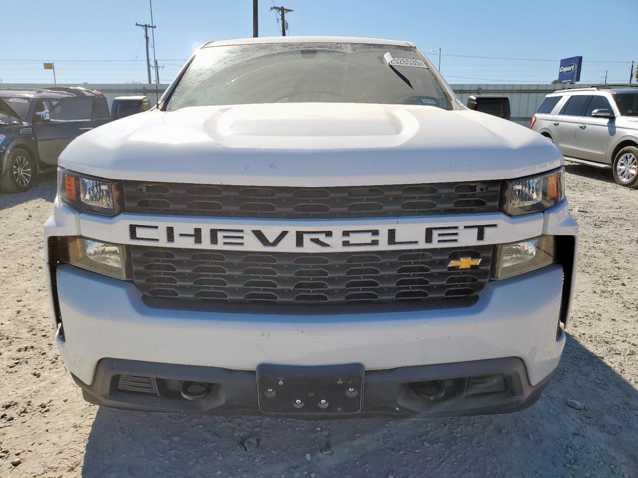 2019 Chevrolet Silverado K1500 Custom - Фото 5