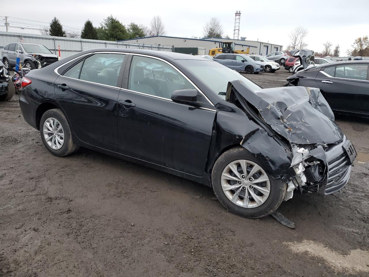 2017 Toyota Camry Le - Фото 4